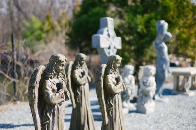 angels garden statues