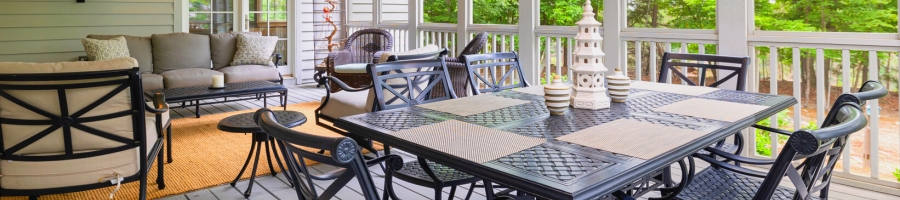 outdoor dining set