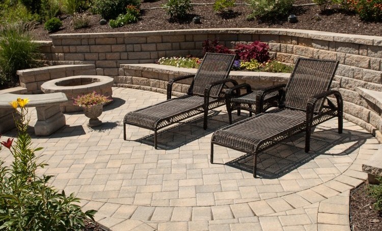 Patuxent Nursery's Natural Stone & Paver Yard - Eagle Bay Pavers, Bowie, MD
