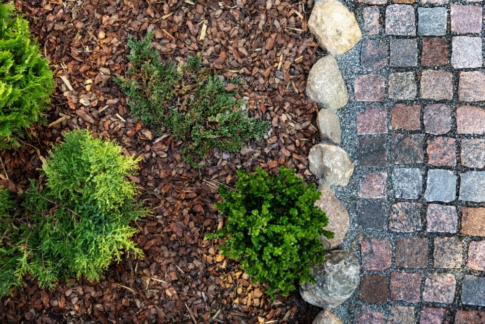 mulch and pavers mulch and pavers