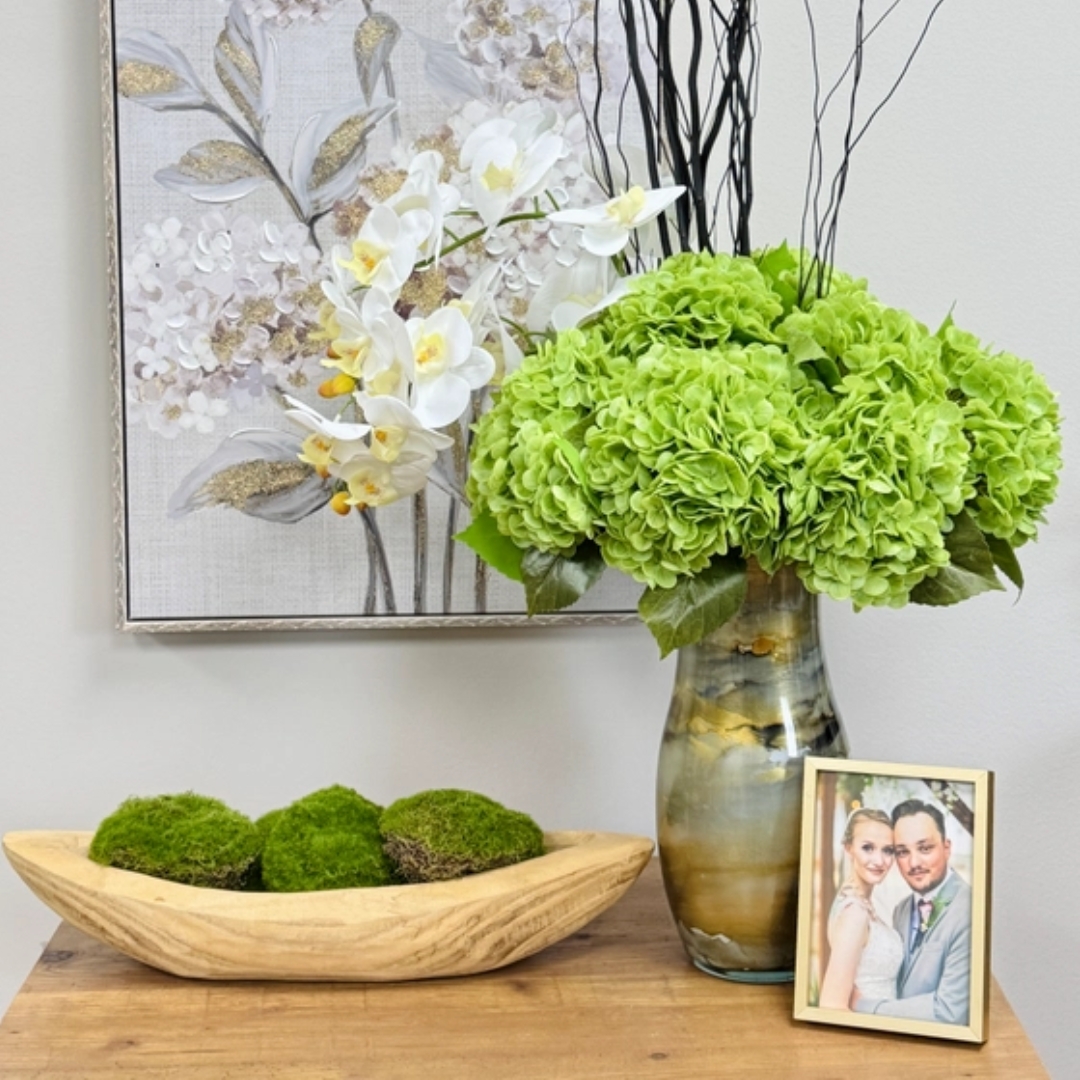 12.5 Lifelike Hydrangea flower vase